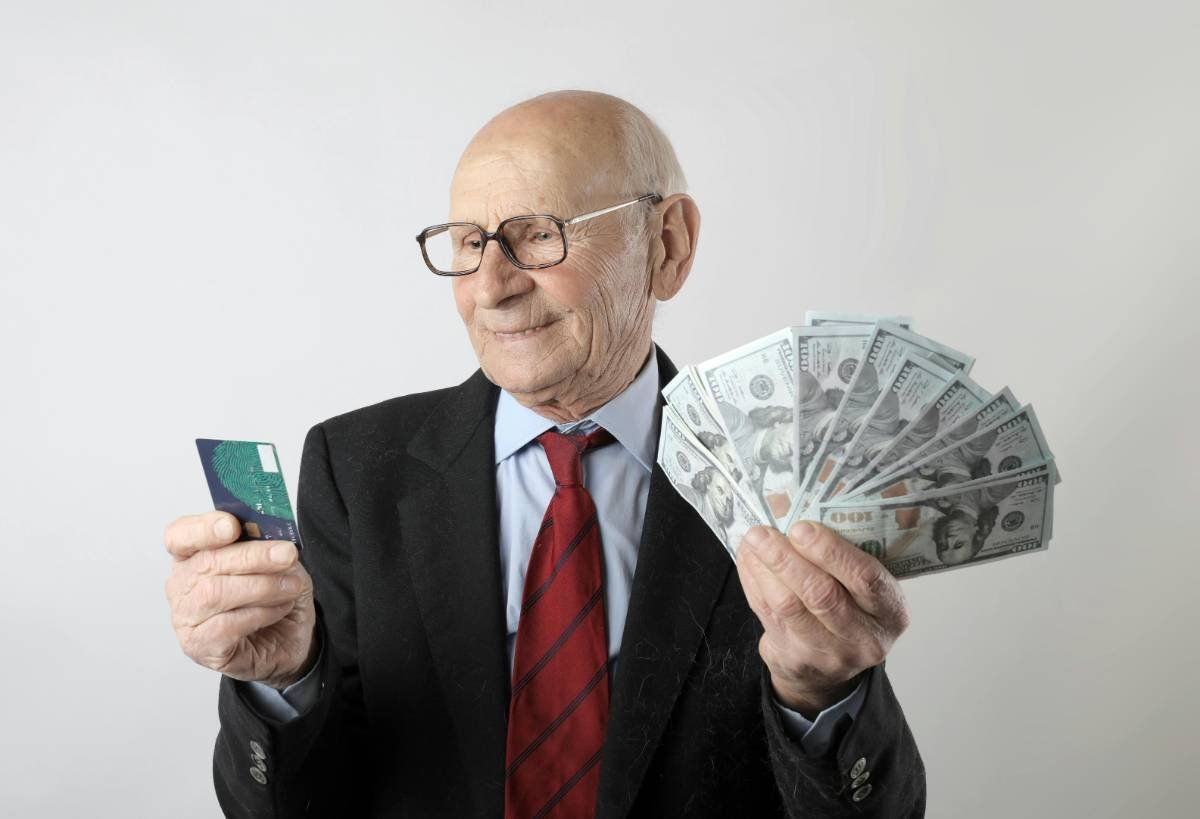 Difference Between Loans And Credit Explained For Beginners Clearly