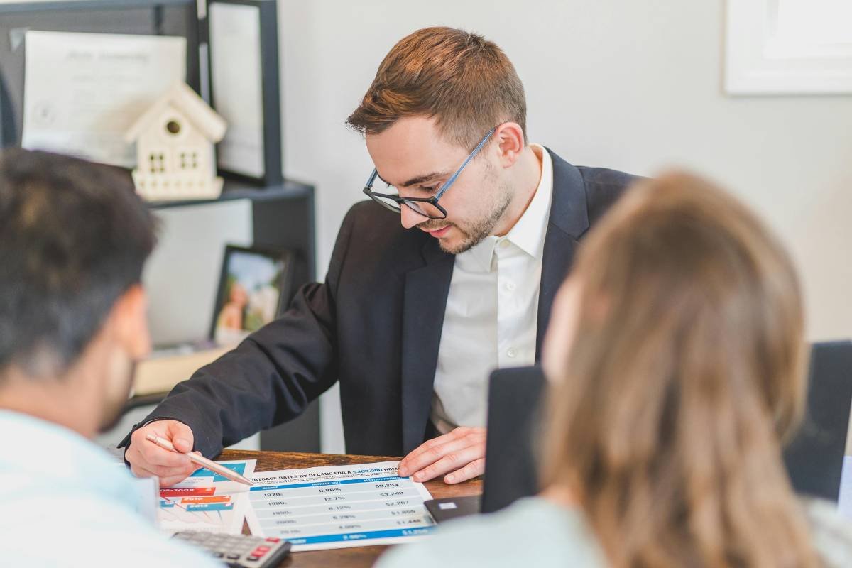 How Mortgage Interest Rates Are Determined By Lenders